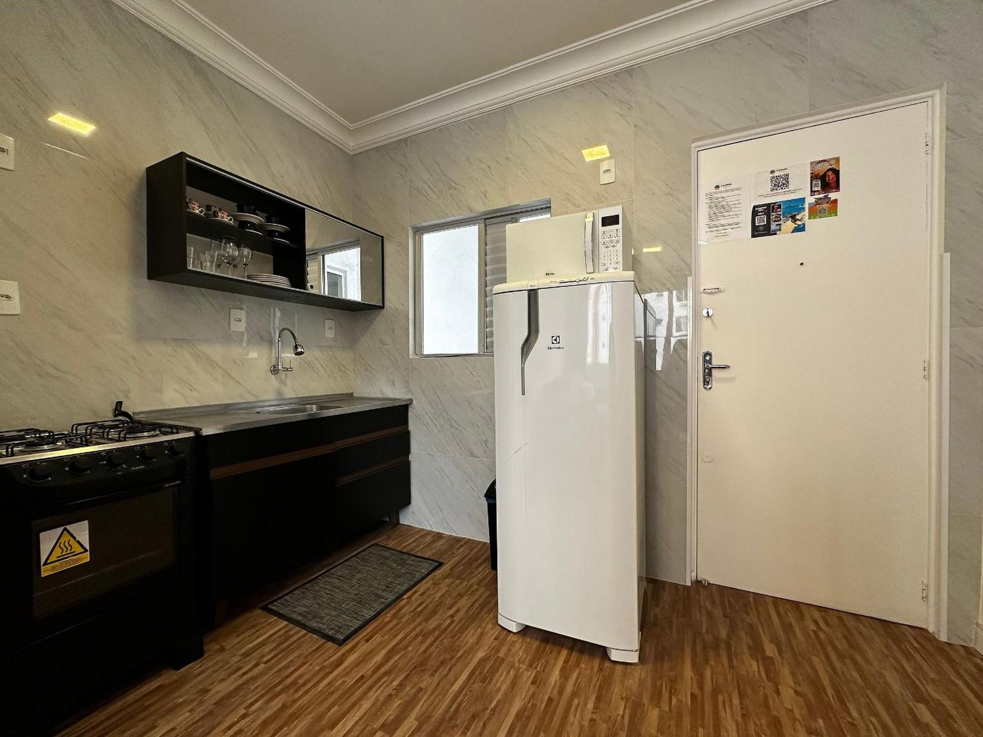 Po04- 1 Quarto Ao Lado Shop. Atlantico C/ Garagem Балнеаріу-Камборіу Екстер'єр фото